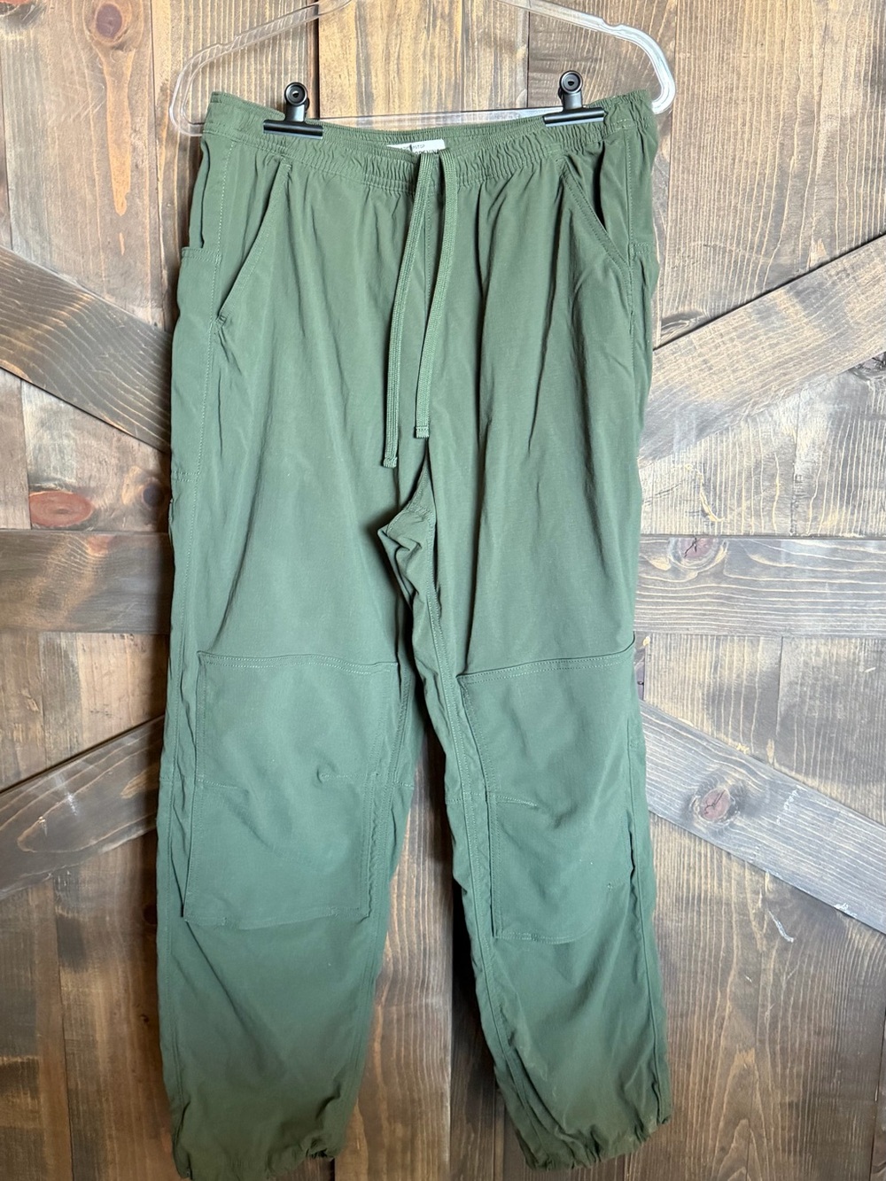 Duluth Trading Co Olive heirloom gardening pants